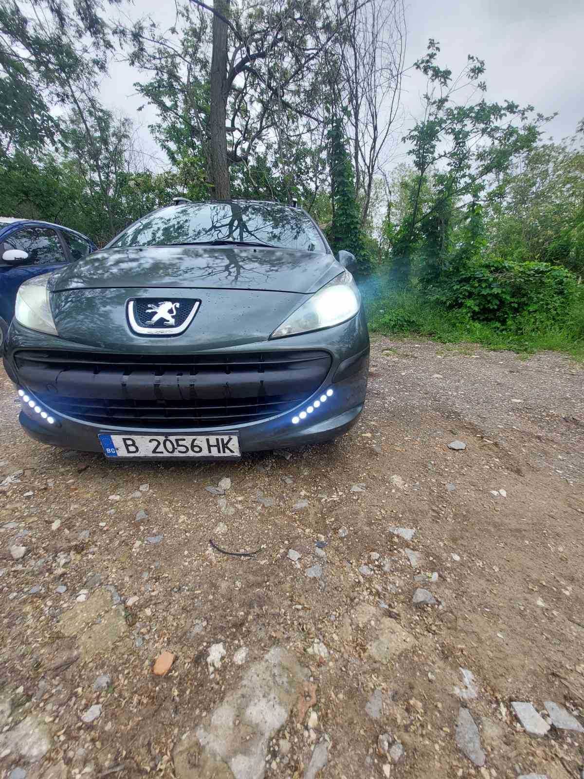 Peugeot 207 Панорама