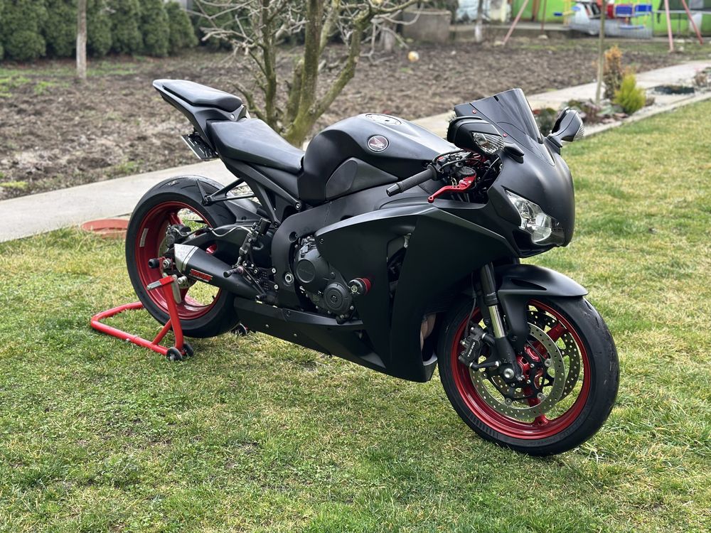 Honda cbr 1000rr sc59