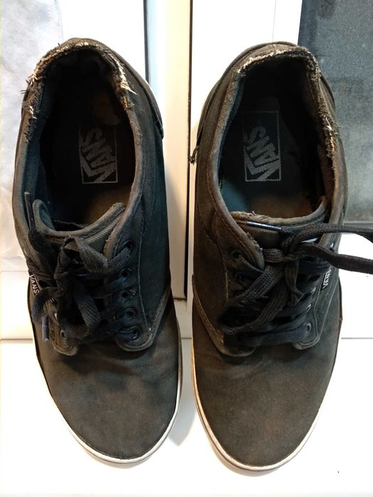 Кроссовки Vans (40-41).