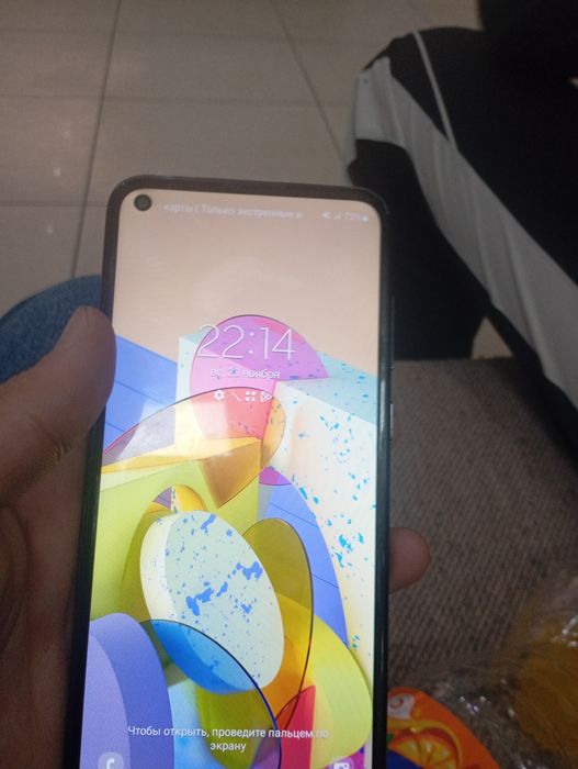 Телефон продаю Samsung A11