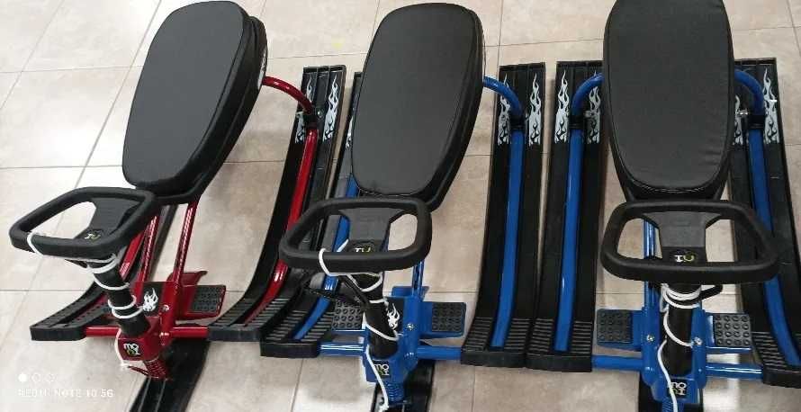 Качествена Шейна с кормило Чук и Гек, Кожена седалка, Различни цветове