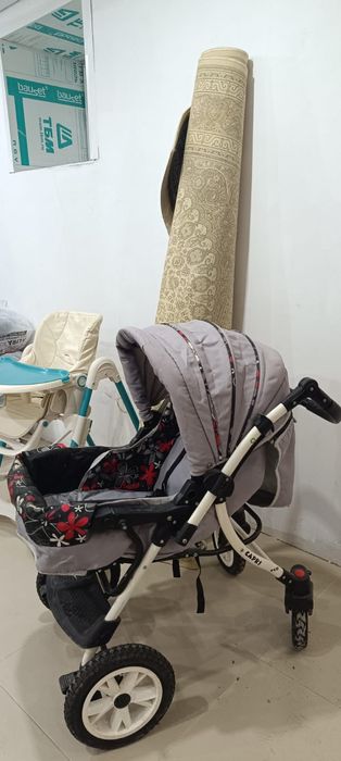Продам зимние коляску