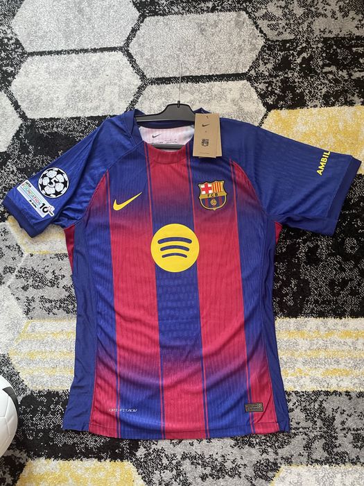 Tricou player version Raphinha