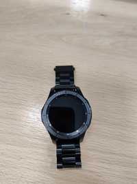 Vînd smartwatch Samsung Gear S3