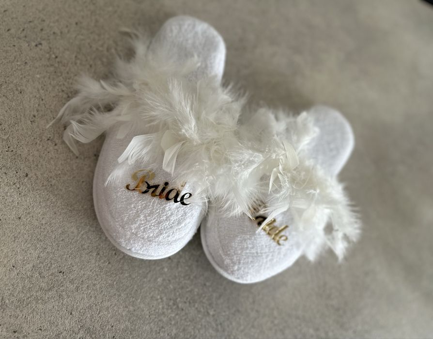 Papuci bride cu pene