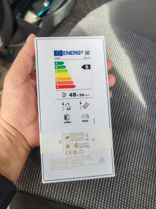 Vând honor 400 lite