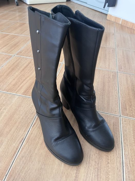 Дамски ботуши с ток от естествена кожа