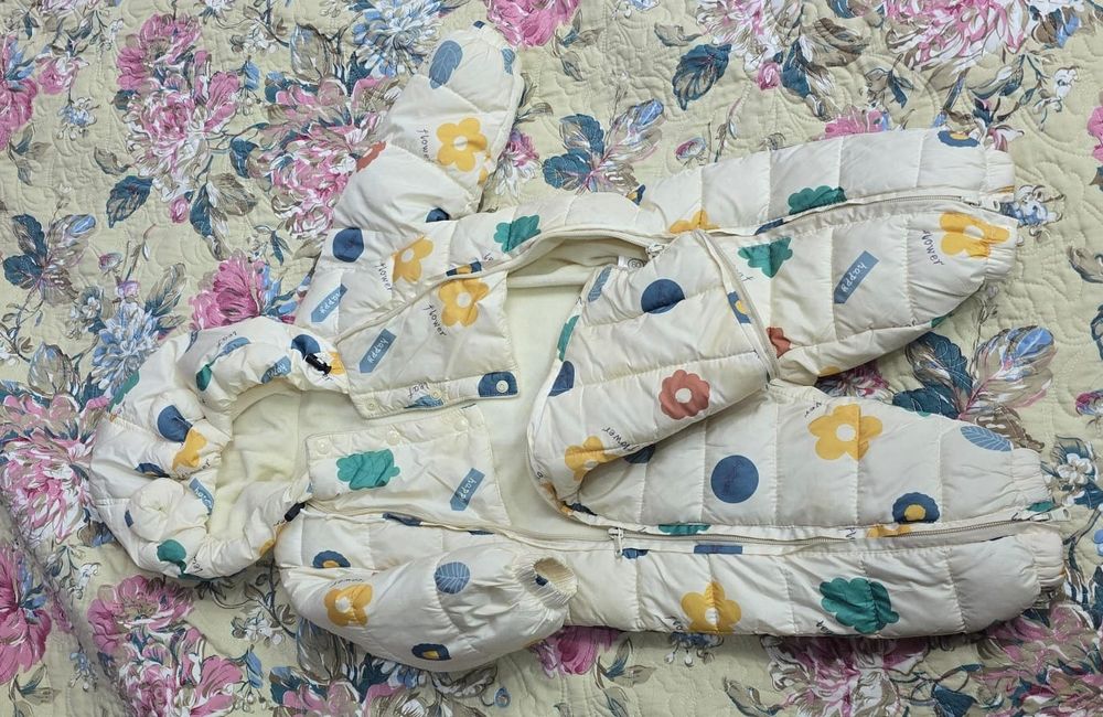 Продам детский пуховик Зима р 80( от 0 до 9 мес)