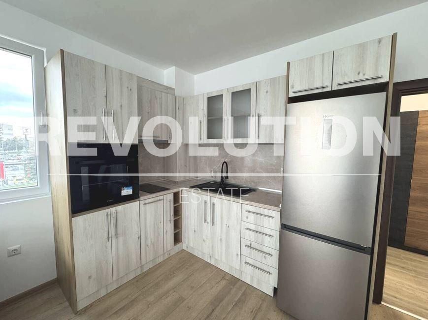 Дава се под наем Двустаен апартамент в Варна, Владислав Варненчик - 72 кв.м за 475 € - Снимка #2