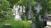 2 Locuri Veci Cimitirul Sfanta Vineri (ACCEPT SCHIMB CU AUTO)
