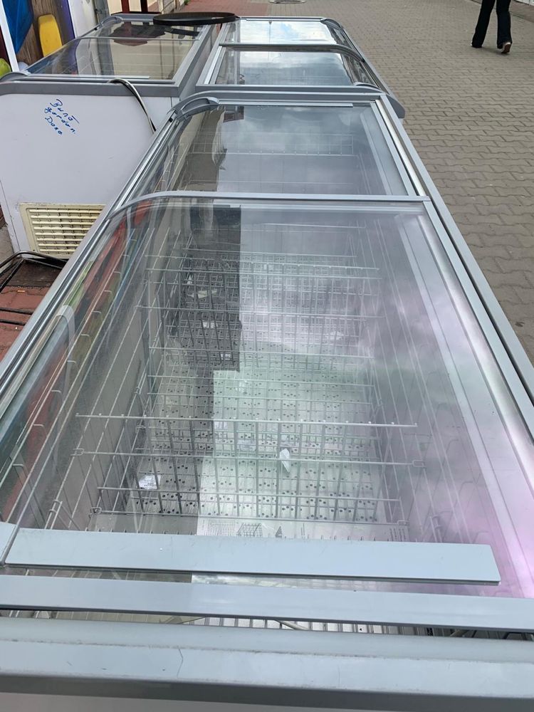 Vand vitrine congelare AHT