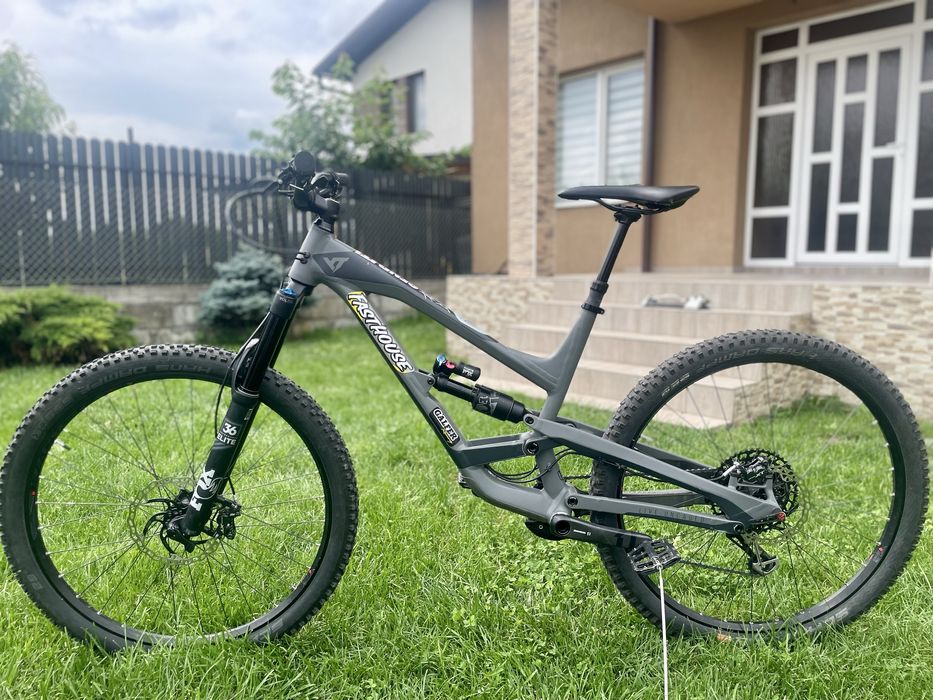 Yt industries capra core 3 2024- stare CA NOUA