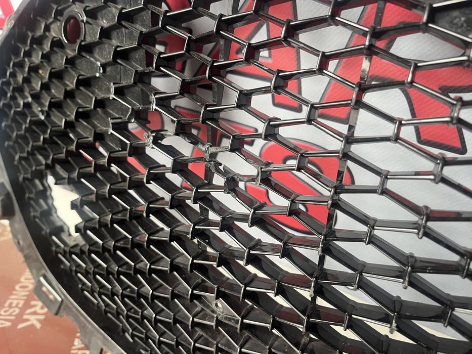 Решетка Mazda 3 2020 г