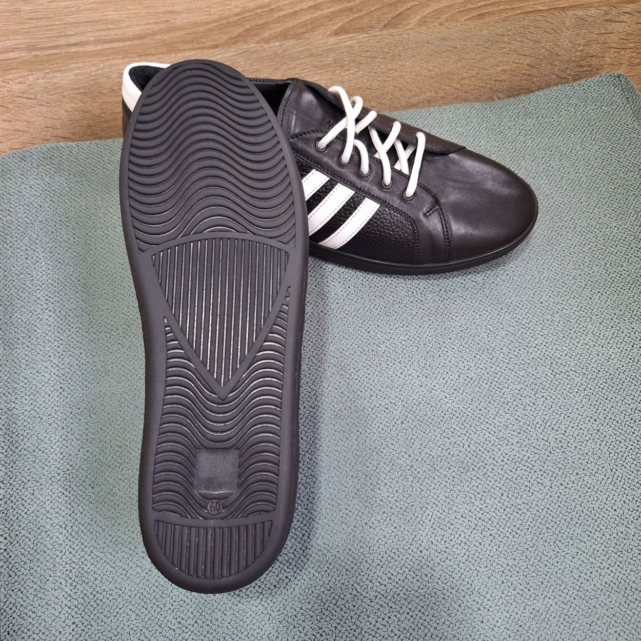 Adidas Gregory кожаные