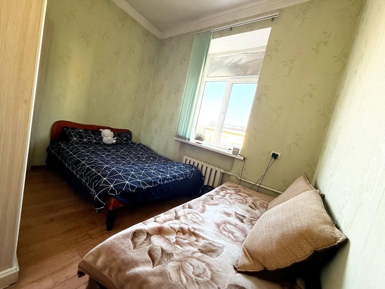 Срочно! Лабзак в доль  дороги  2/4/4 кирпич  орентир УМС  59.900у.е
