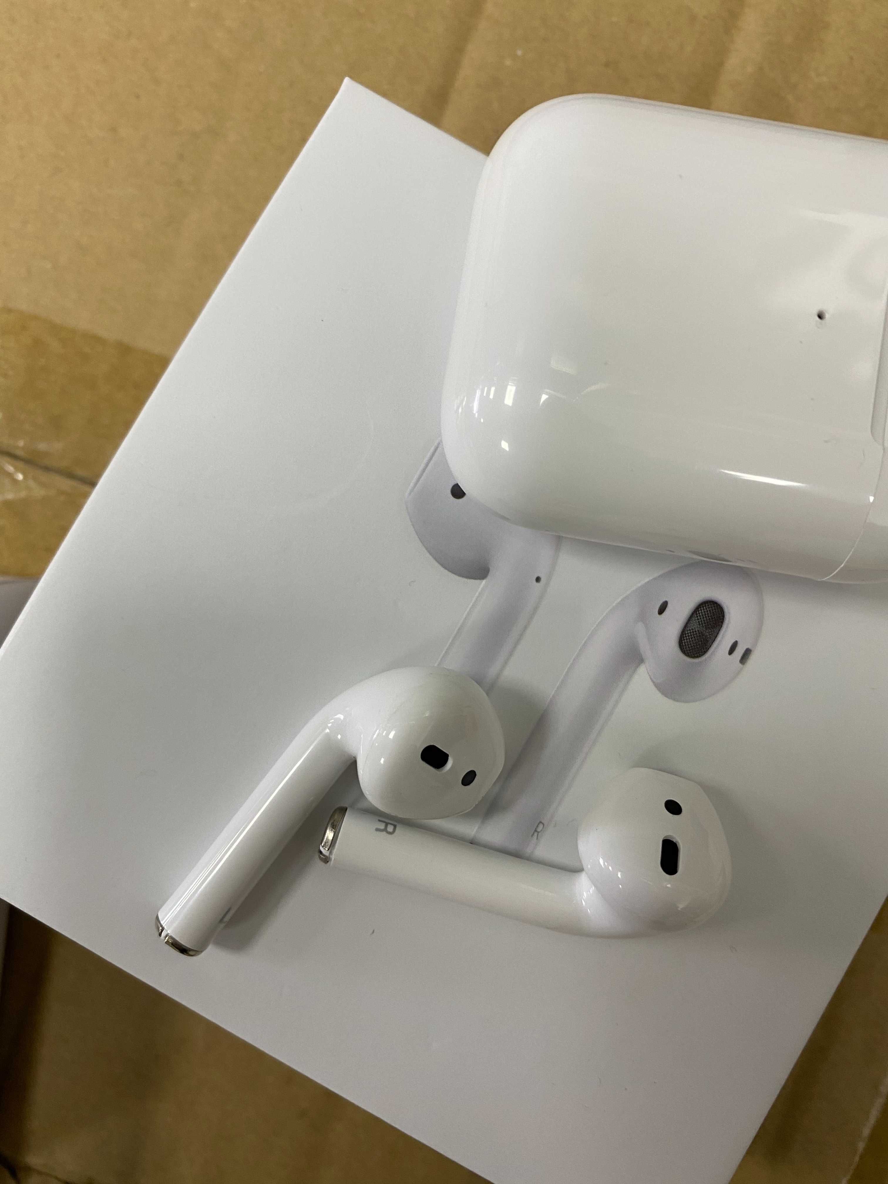 Безжични Слушалки Airpods 2/блутут/тъч контрол/зареждащ кейс/запечатан