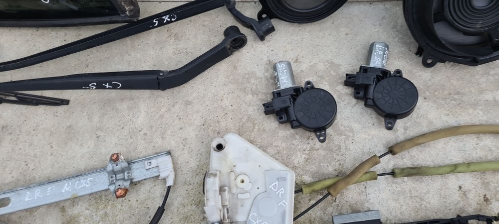 Macara,blocator,brate stergatoare, fata,Mazda cx5