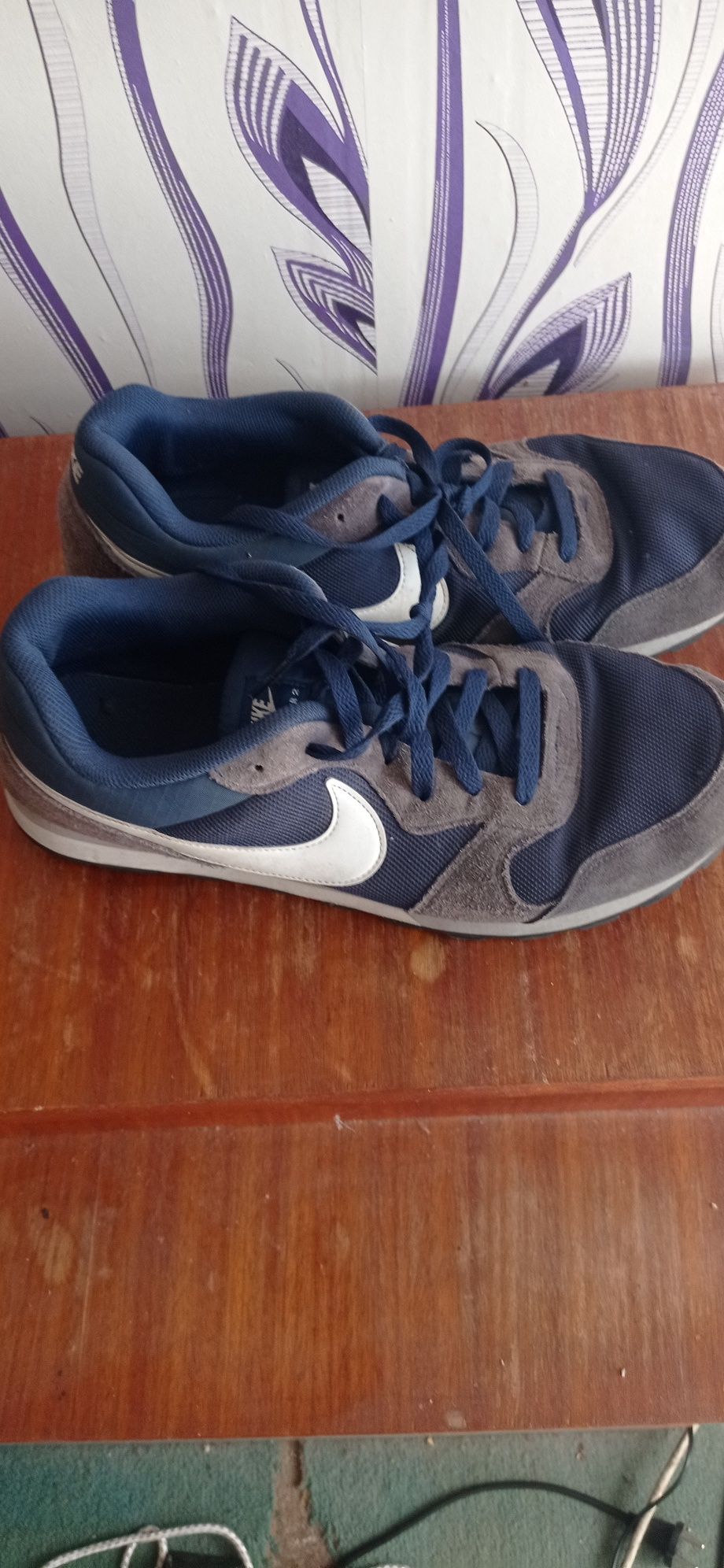 Маратонки Nike запазени