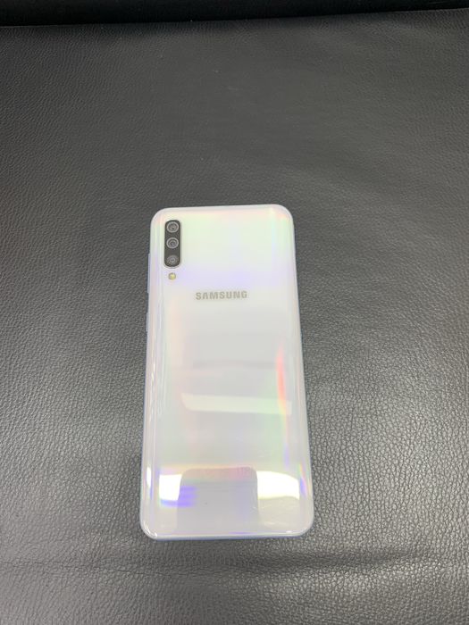 Продается Самсунг А50