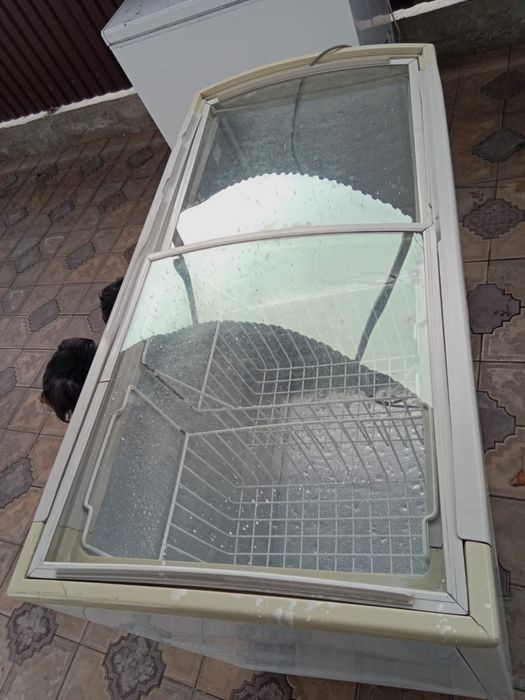 Морозильник продается