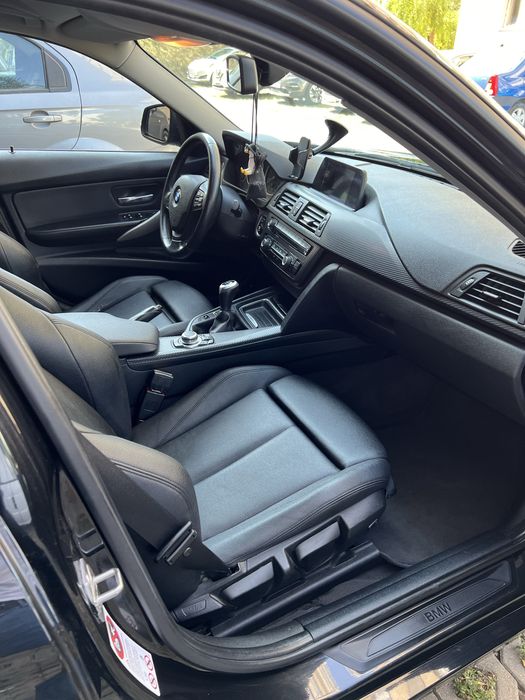BMW Seria 3 318d f30