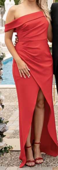 Червена рокля Badoo размер S