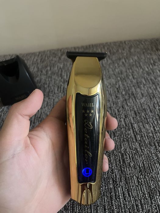 WAHL DETAILER GOLD + СТАНЦИЯ златен тример вал jrl gamma sc