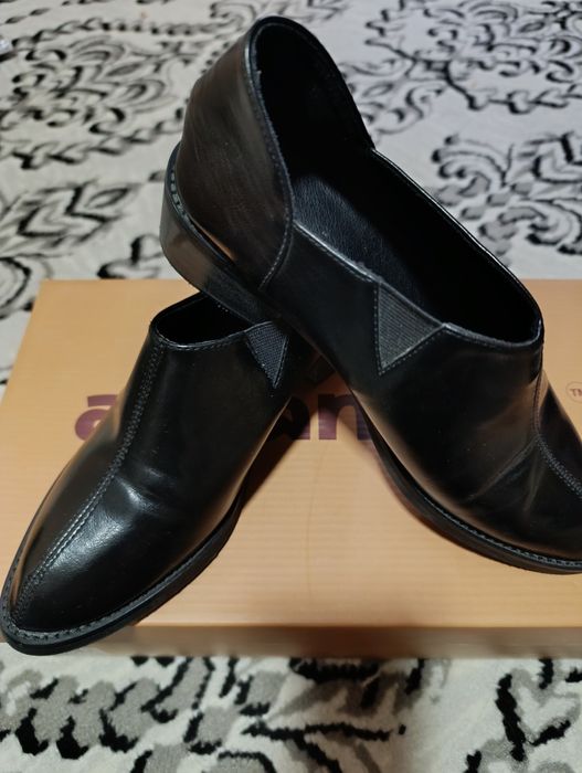 Женские кожаные туфли