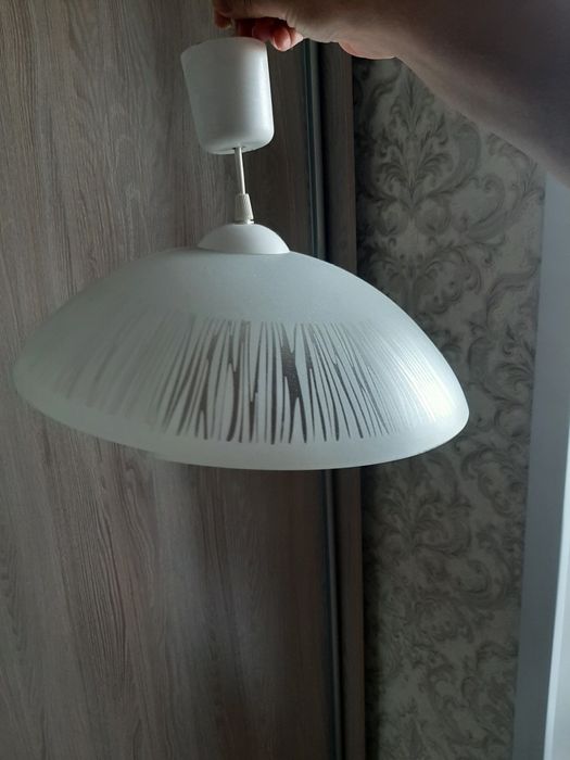 Люстра на кухню белая