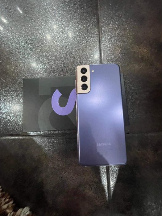 Samsung galaxy s21 purple