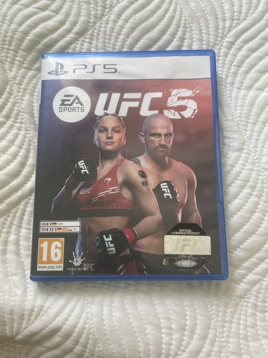 UFC 5 на Play Station 5