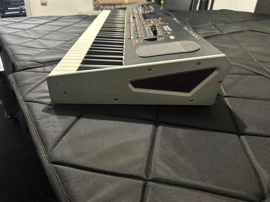 Korg Pa4X 76 stare excelenta