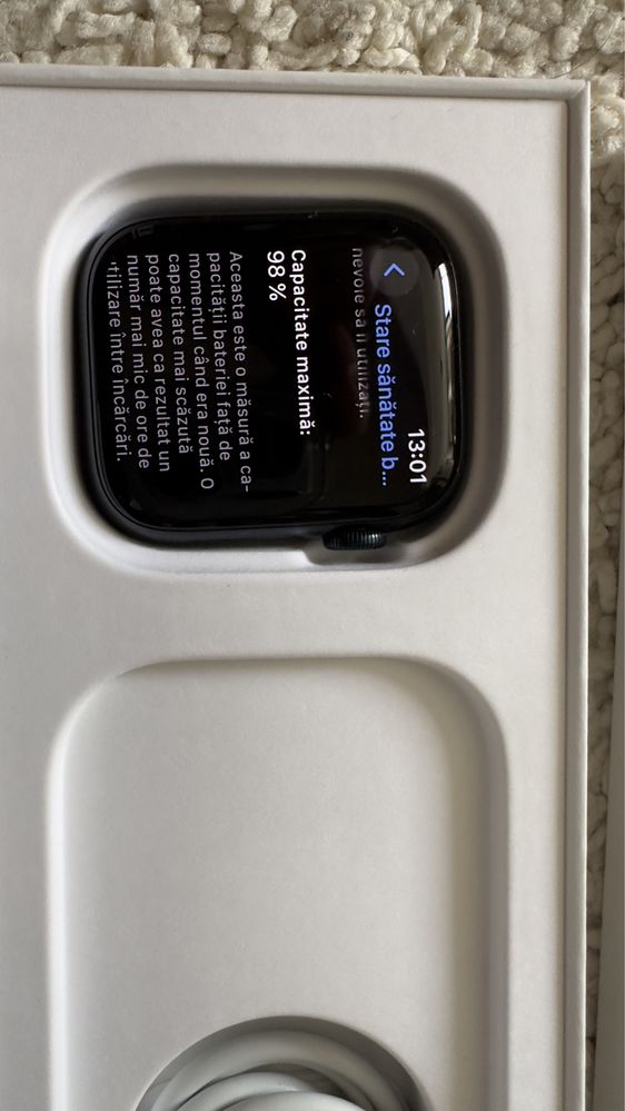Apple Watch Seria 8, 45 mm