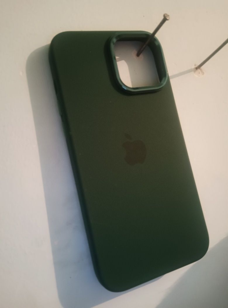 Чехлы для iPhone 13 pro max и iPhone 12 pro max