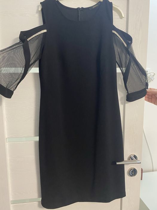 Vand rochie eleganta ca noua