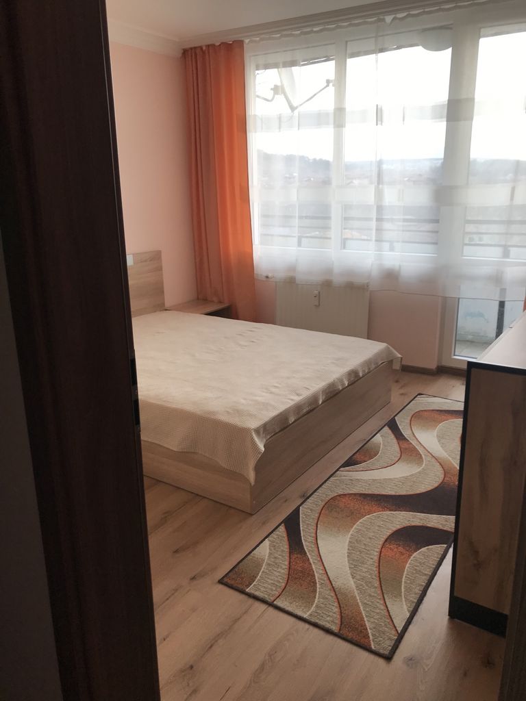 Продава се Двустаен апартамент в Перник, Център - 54 кв.м за 1482 €/кв.м - Снимка #8