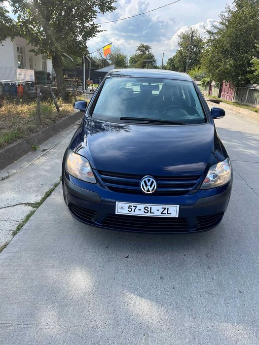 Vand Volkswagen Golf 5 plus motor 1.9 tdi
