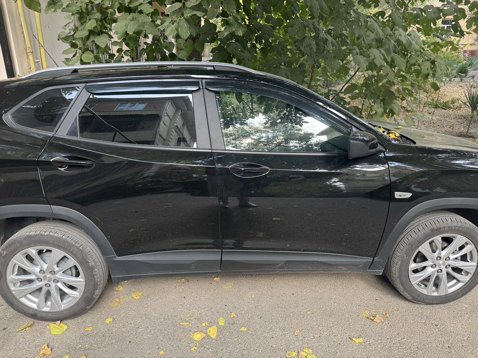 Tracker 2 LTZ черный