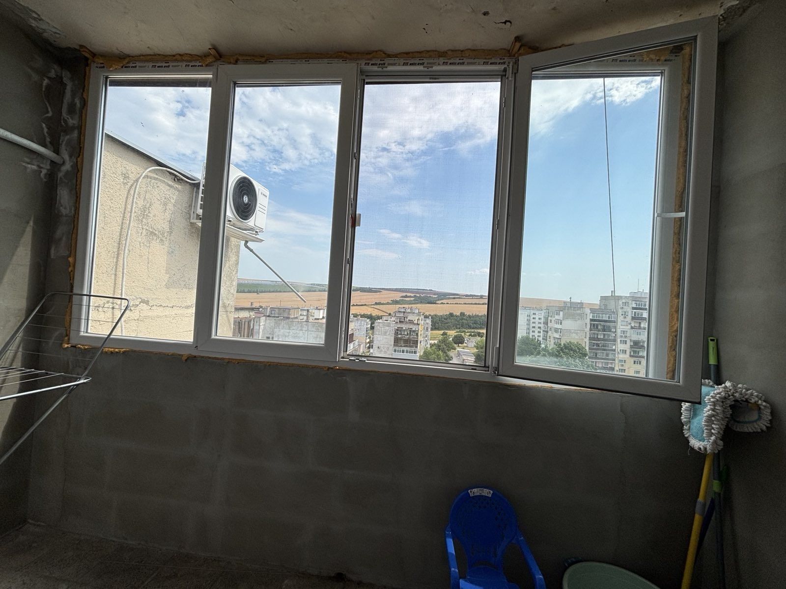 Продава се двустаен апартамент 64кв.м