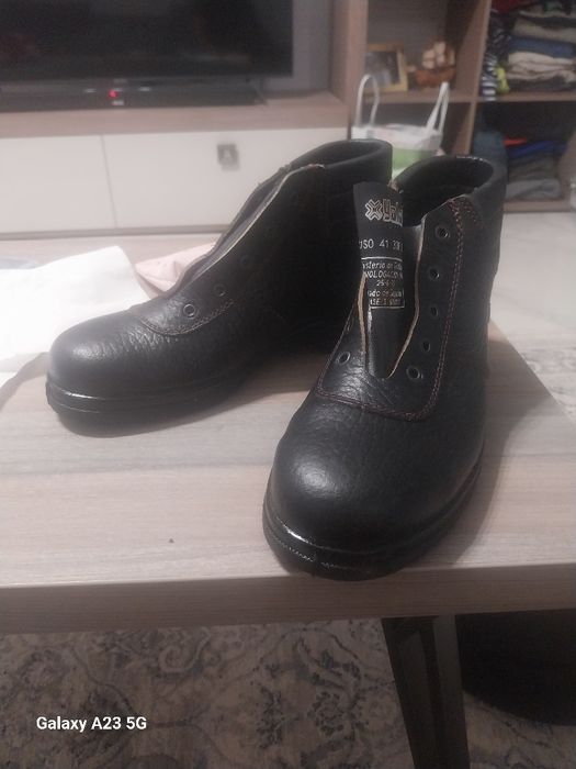 Bocanci ch fier in bot,noii aduși din Spania