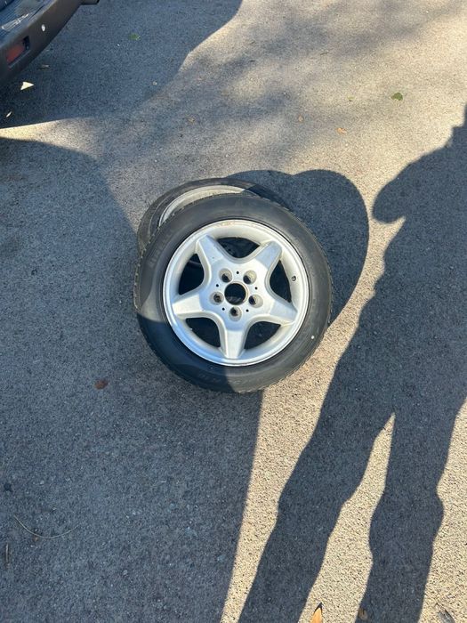 Продам комплект диски с резиной,можно без резины