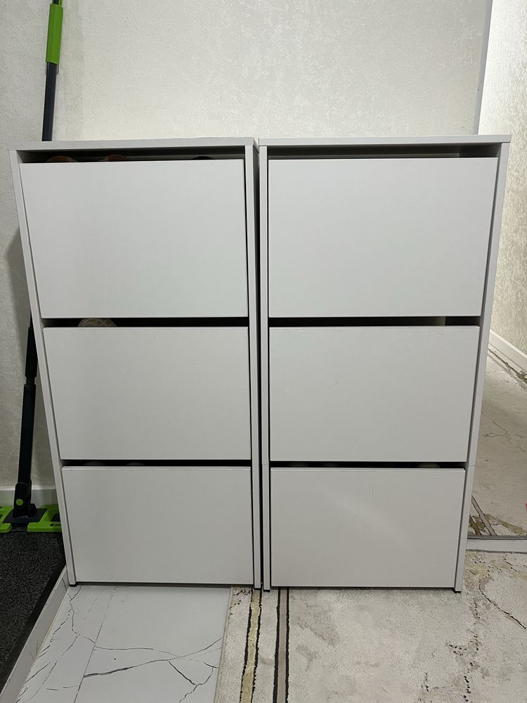 Продам обувницу икеа