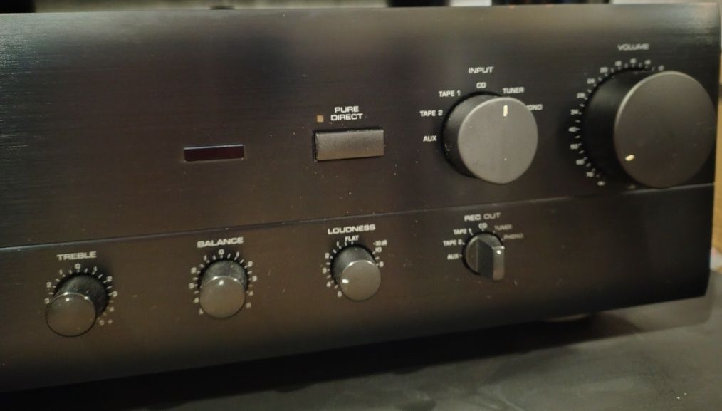 Усилвател YAMAHA AX-470 в перфектно състояние!