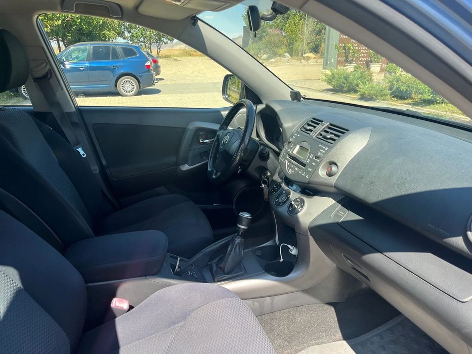 Toyota RAV4 Primul proprietar, achizitionata in Aprilie 2006