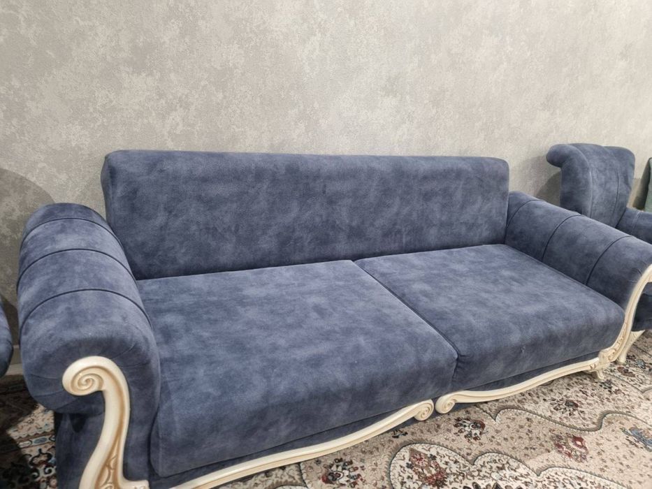 Комплект мягкой мебели