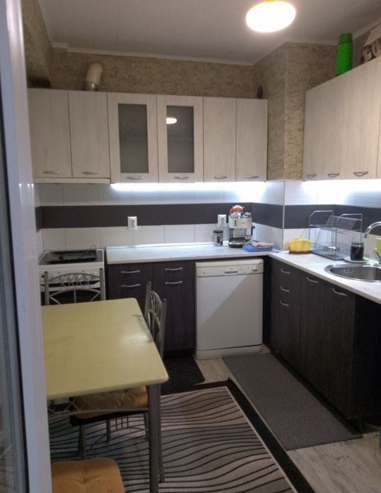 Продава апартамент в гр.Бобов дол