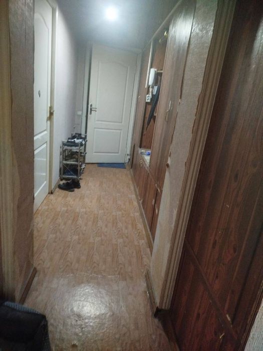 ПРОДАЕТСЯ 4/8/9  на: Шахристанская 100м2 средний ремонт