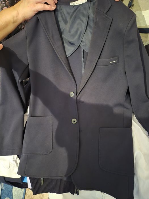 Школьная одежда и джинсы