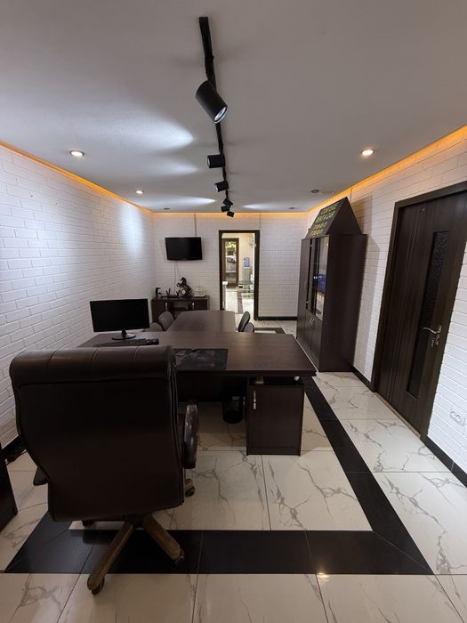 Аренда! Под офис 62м2. С мебелью. Ор-р Ракат махалля. Вдоль дороги