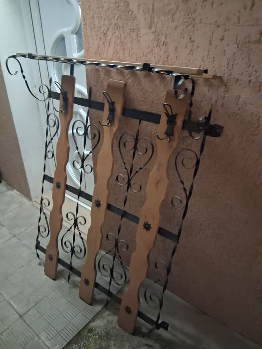 Закачалка и огледало